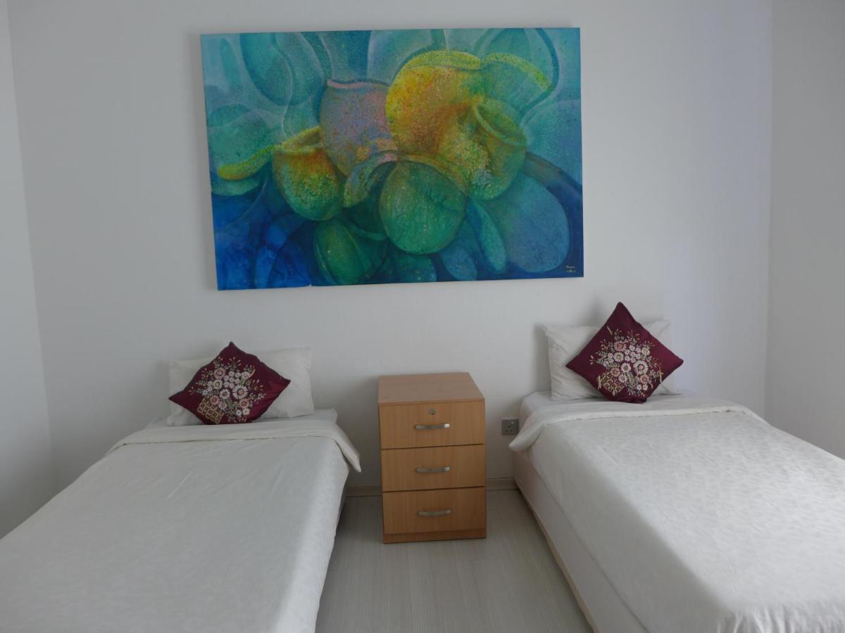 เวสต์เบอร์ลี อพาร์ตเมนท์ Apartment กูชิง ภายนอก รูปภาพ