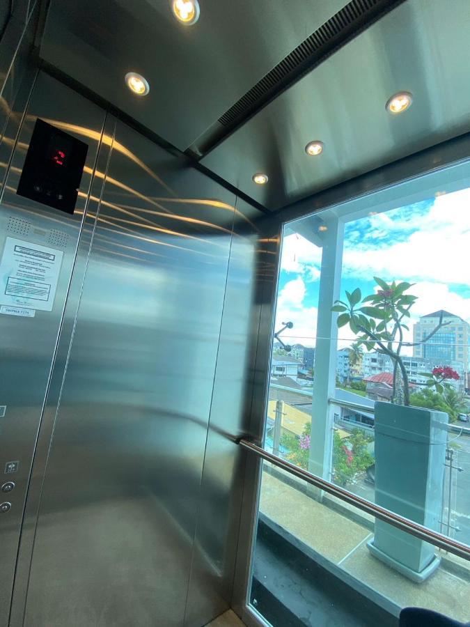 เวสต์เบอร์ลี อพาร์ตเมนท์ Apartment กูชิง ภายนอก รูปภาพ
