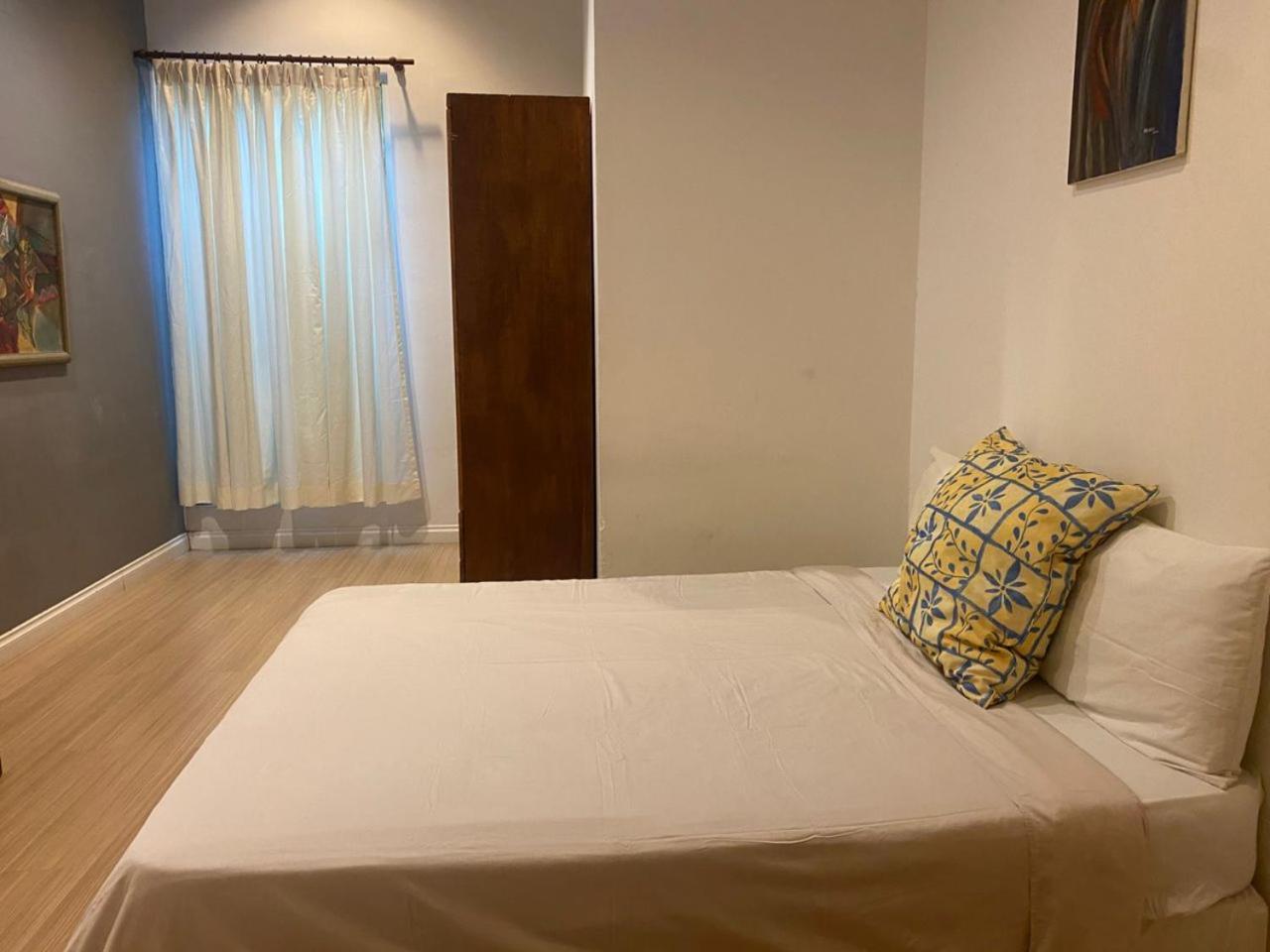 เวสต์เบอร์ลี อพาร์ตเมนท์ Apartment กูชิง ภายนอก รูปภาพ