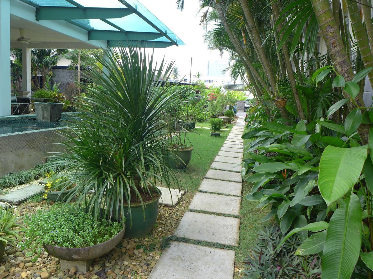 เวสต์เบอร์ลี อพาร์ตเมนท์ Apartment กูชิง ภายนอก รูปภาพ