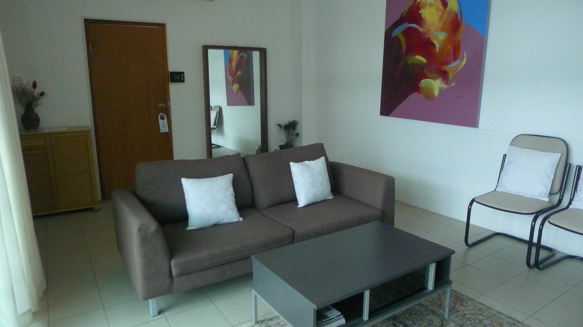 เวสต์เบอร์ลี อพาร์ตเมนท์ Apartment กูชิง ภายนอก รูปภาพ