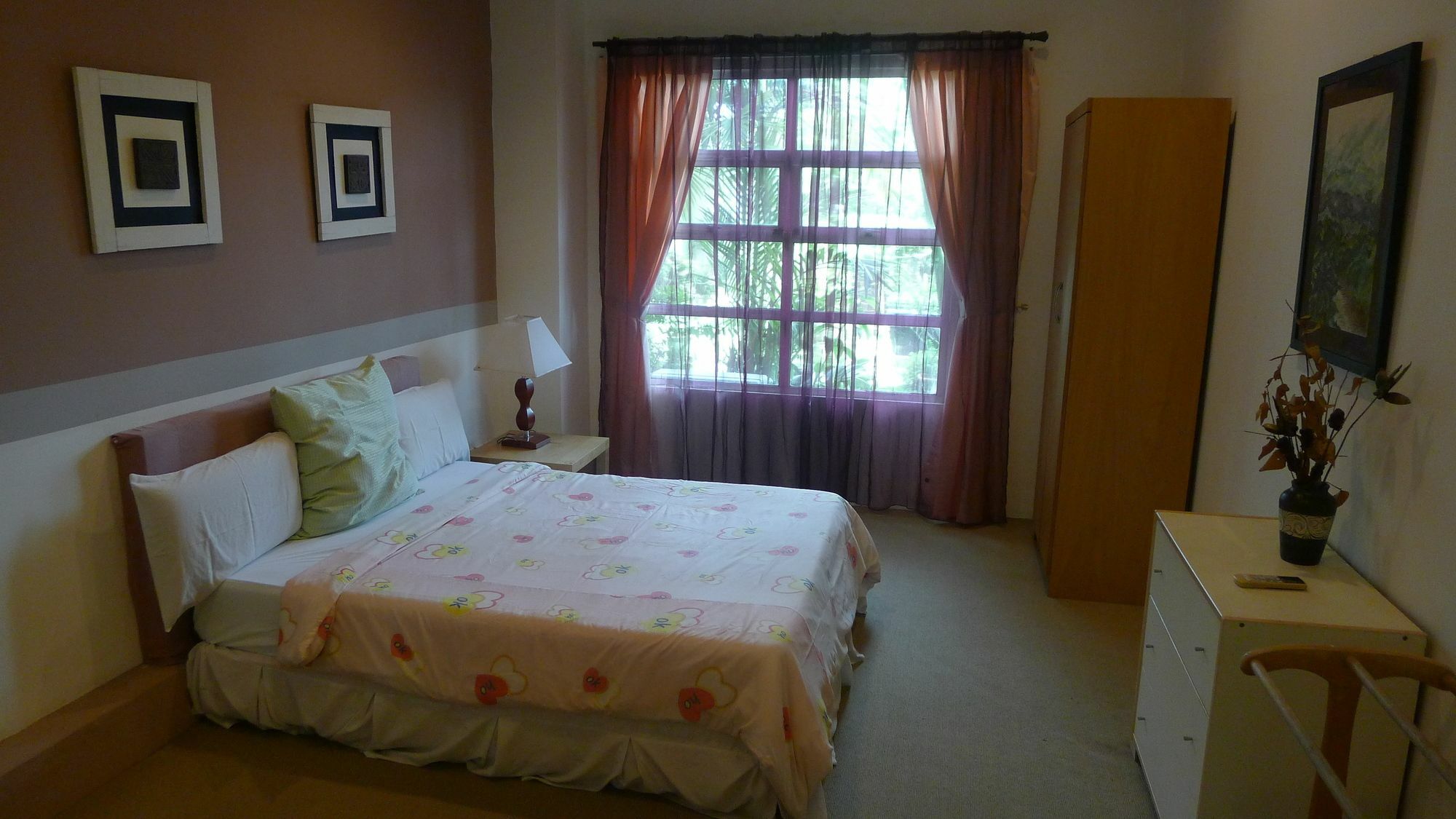 เวสต์เบอร์ลี อพาร์ตเมนท์ Apartment กูชิง ภายนอก รูปภาพ
